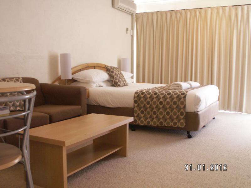Albury Burvale Motor Inn Kültér fotó