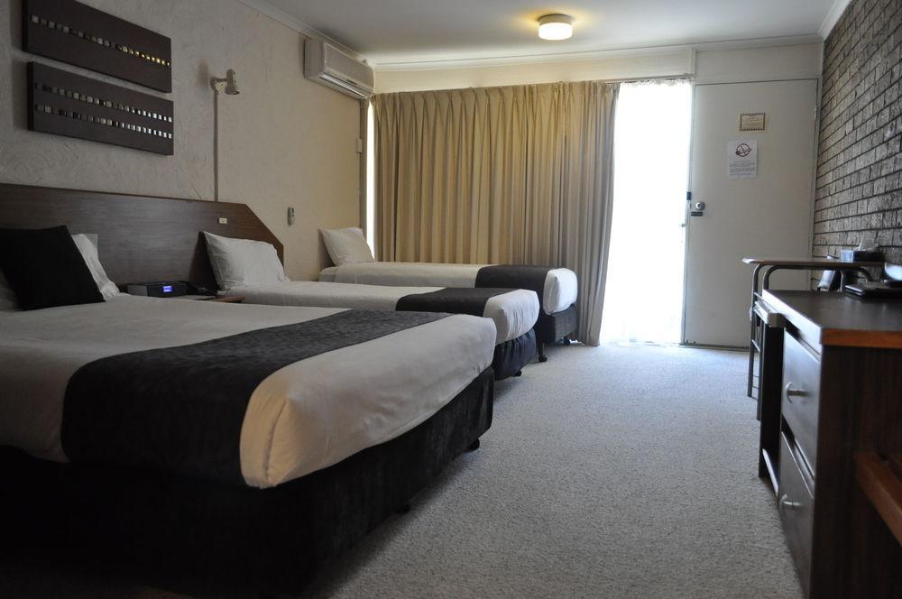 Albury Burvale Motor Inn Kültér fotó