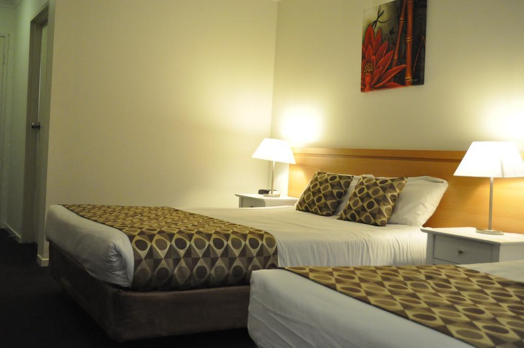 Albury Burvale Motor Inn Kültér fotó