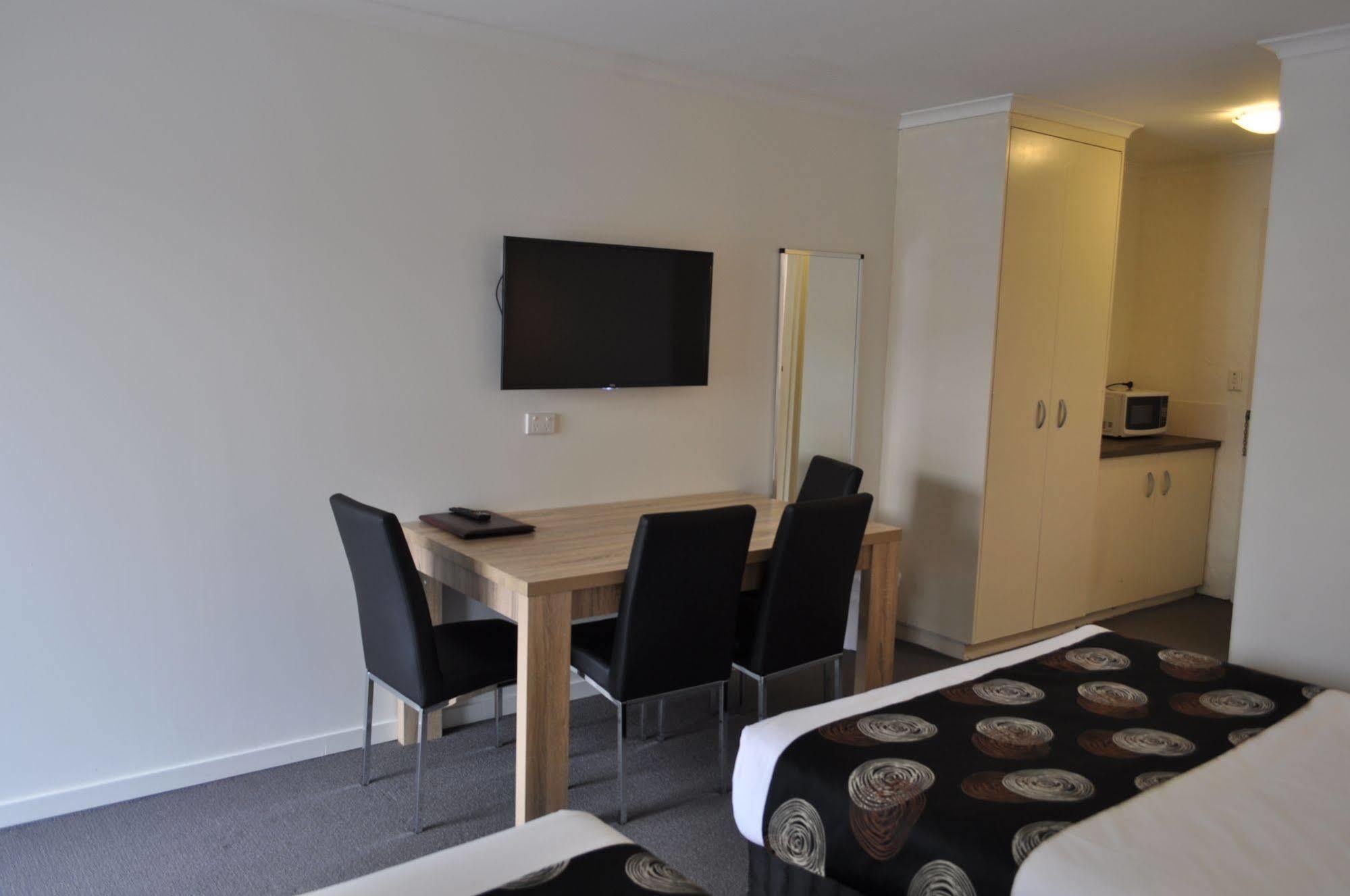 Albury Burvale Motor Inn Kültér fotó