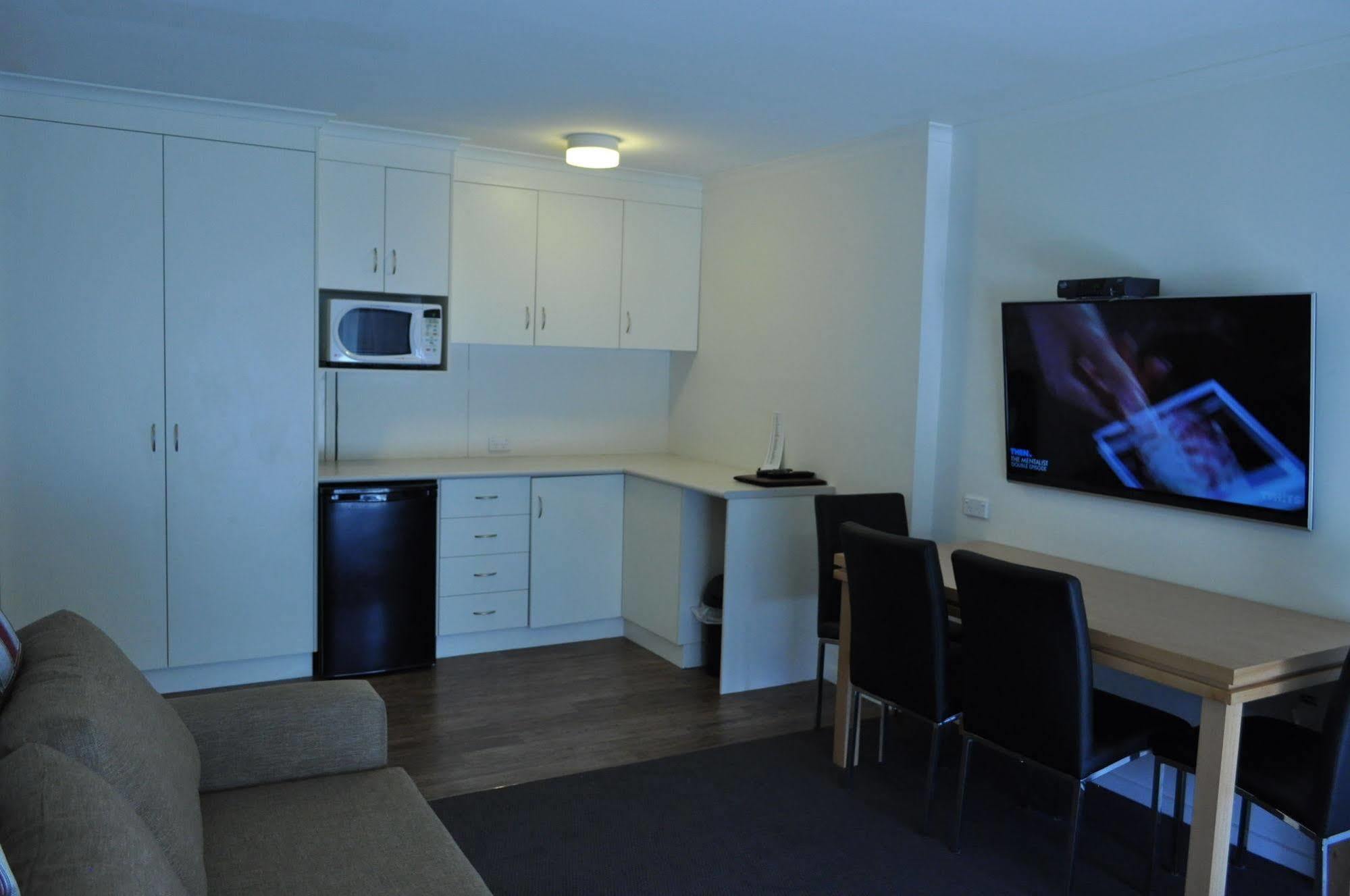 Albury Burvale Motor Inn Kültér fotó