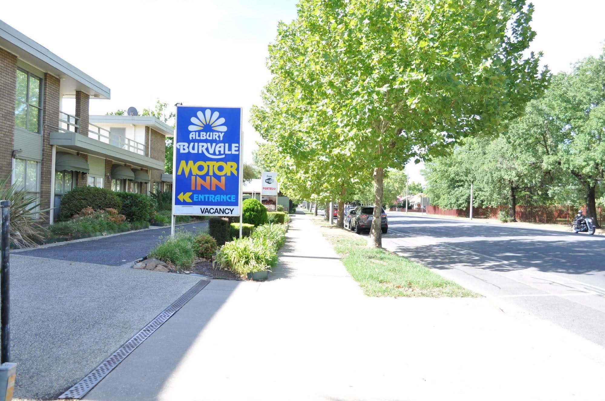 Albury Burvale Motor Inn Kültér fotó